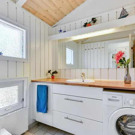 Immi - 1-5km From The Sea By Interhome