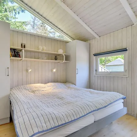 Immi - 1-5km From The Sea By Interhome